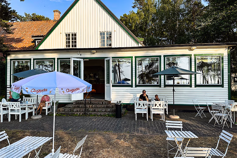 HollvikenFrontBox – Augusta Glassmejeri